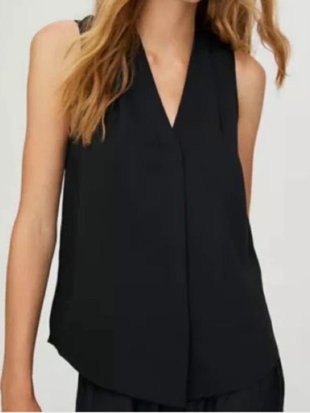 Aritzia Babaton Black Power Blouse Sleeveless Top